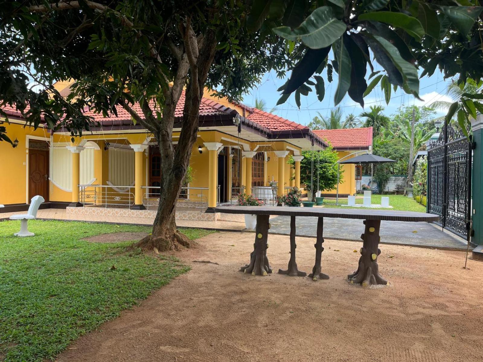 Rehara Villa Marawila Exterior photo